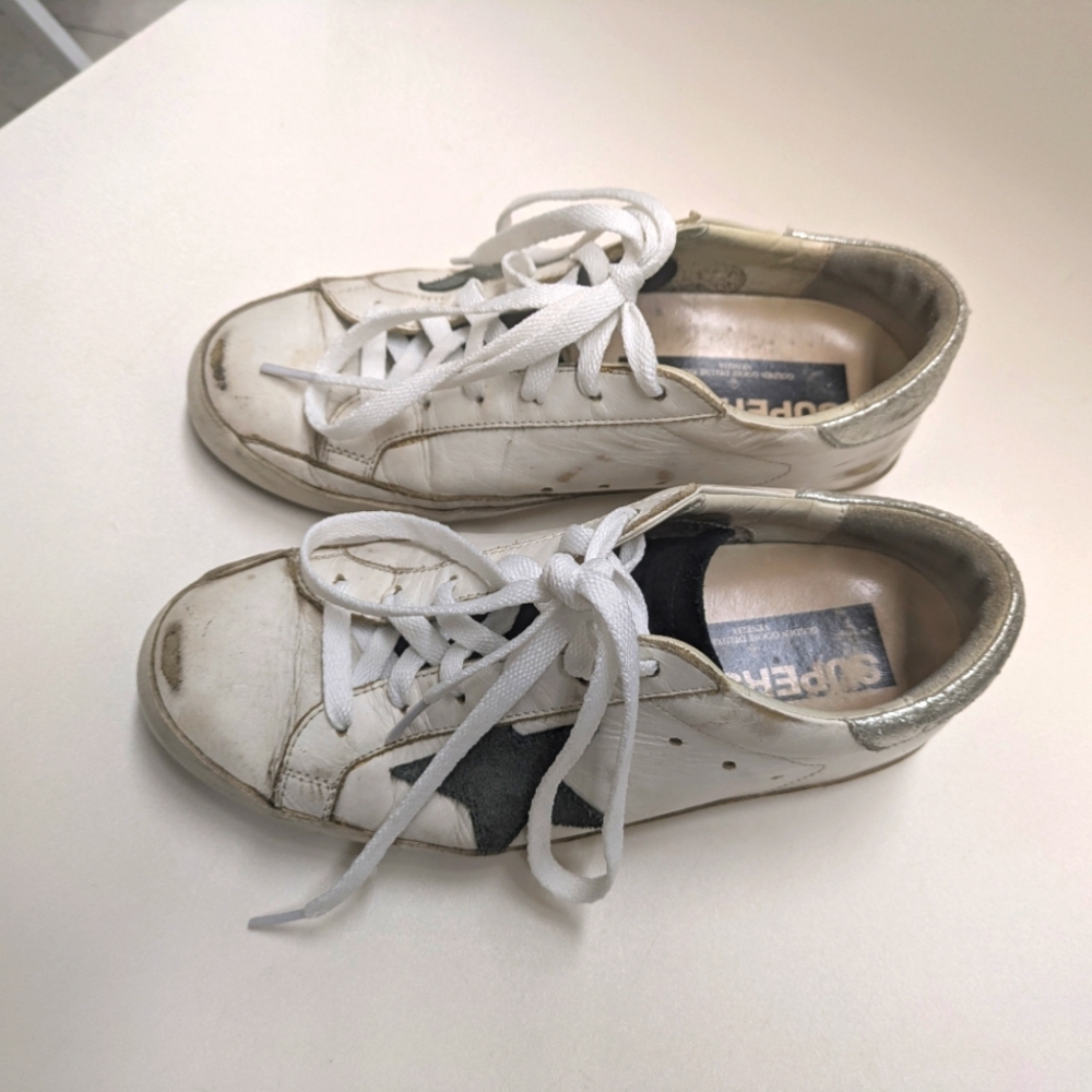 Golden Goose superstar sneakers size 6